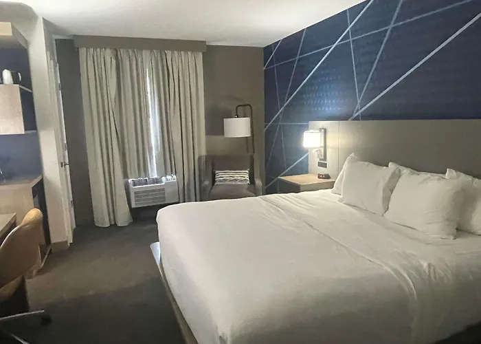 Comfort Inn Pensacola Near Nas Corry Station