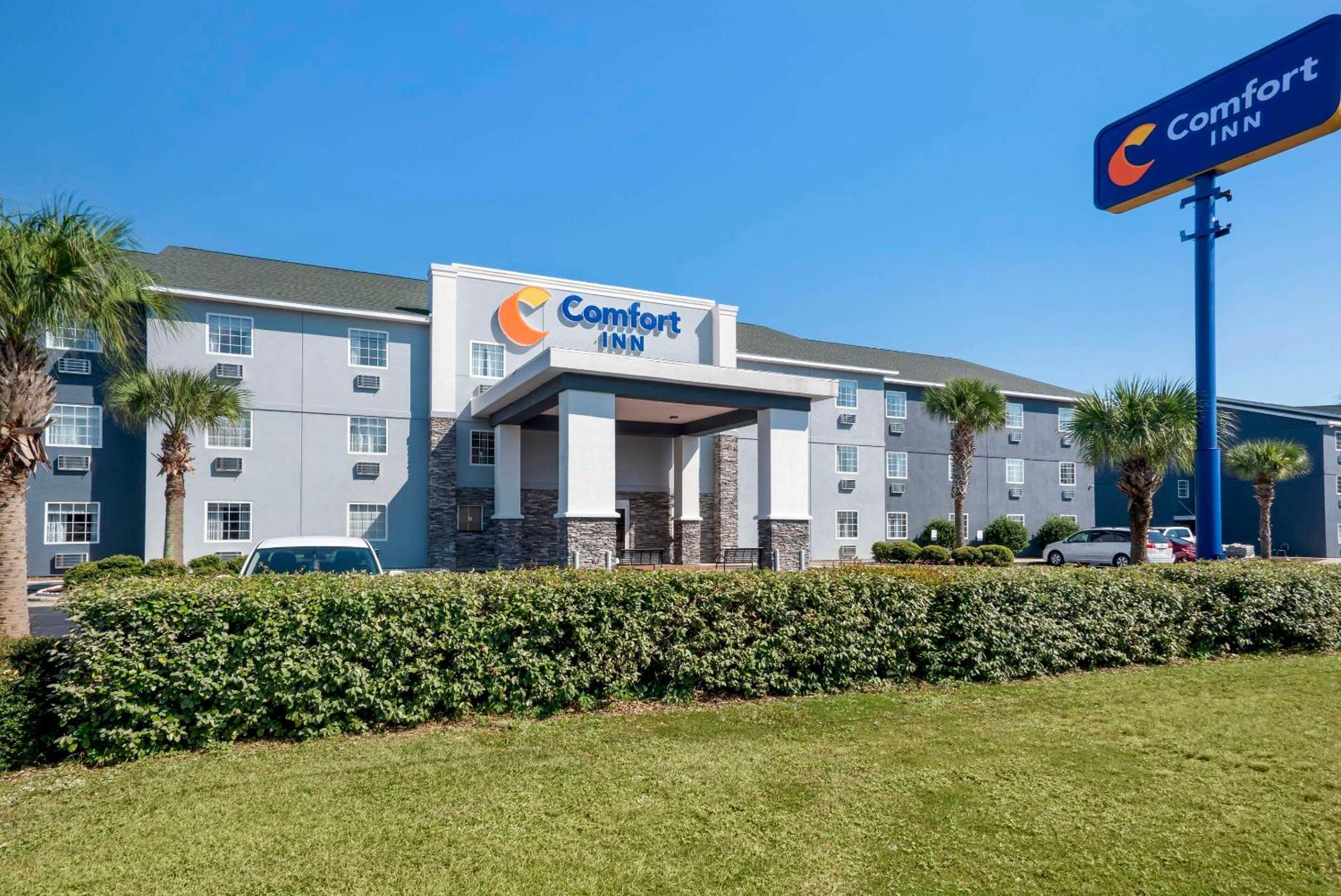 Comfort Pensacola Near Nas Corry Station 2*