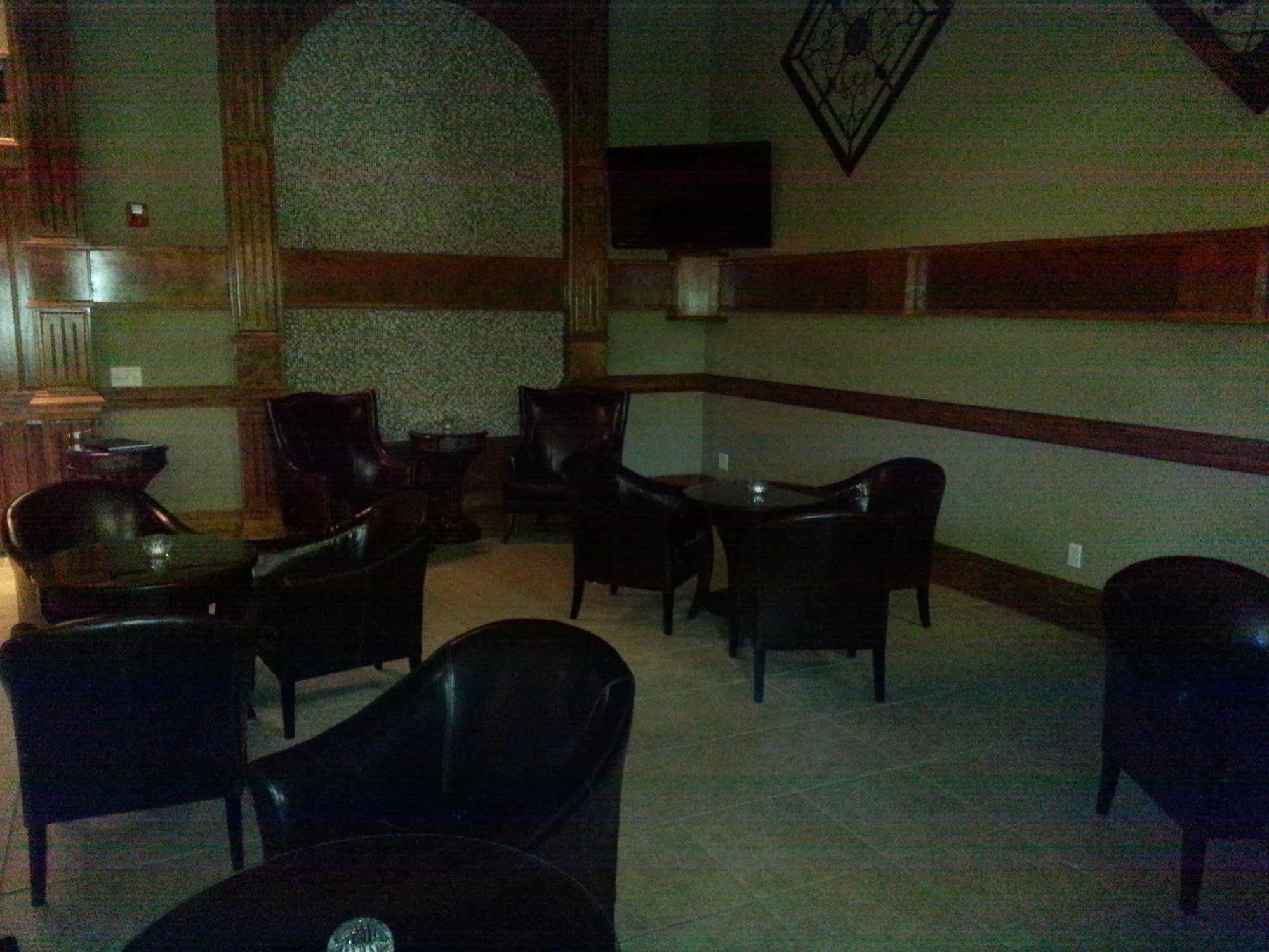 Comfort Pensacola Near Nas Corry Station 2*